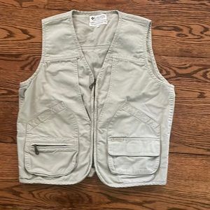 Columbia, size Medium, khaki vest